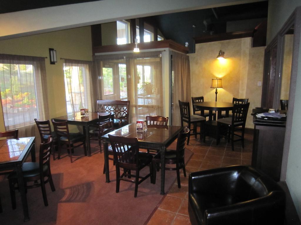 Best Northern Motel And Restaurant Wawa Extérieur photo